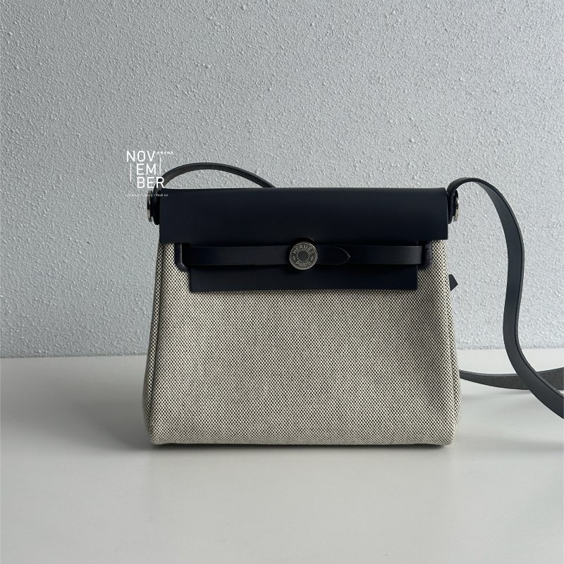 閒置全新💖 全配有購證 Hermès 愛馬仕 Mini Herbag 石板灰銀釦 斜背包-0