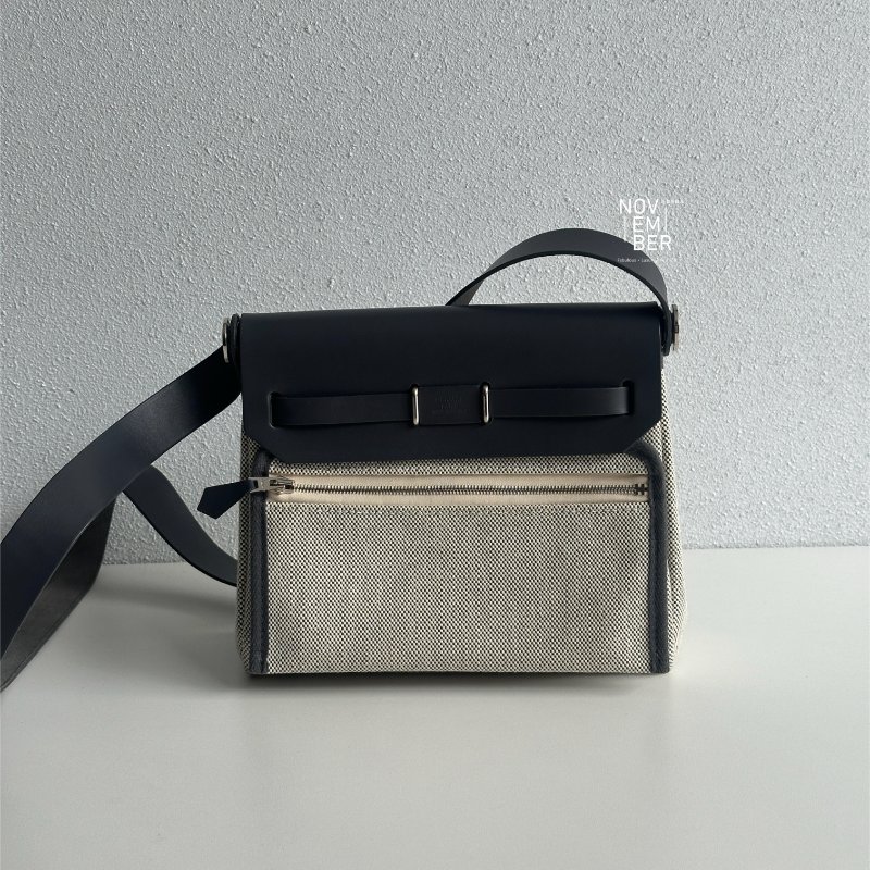 閒置全新💖 全配有購證 Hermès 愛馬仕 Mini Herbag 石板灰銀釦 斜背包-7