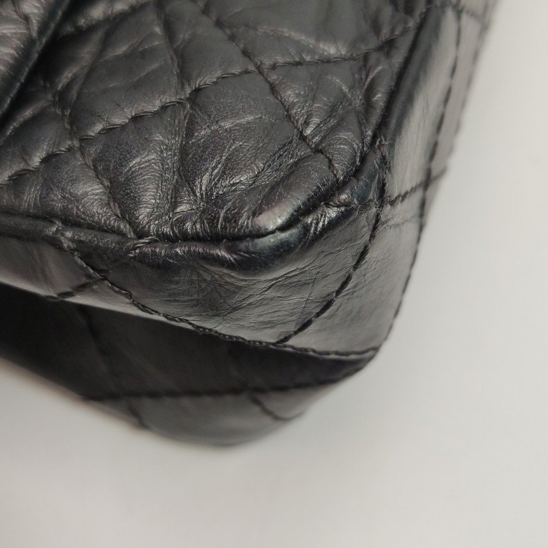 Chanel 2.55 Flag Bag 經典款 中號 油蠟皮 菱格 絎縫 長方形旋扣 單肩包-21