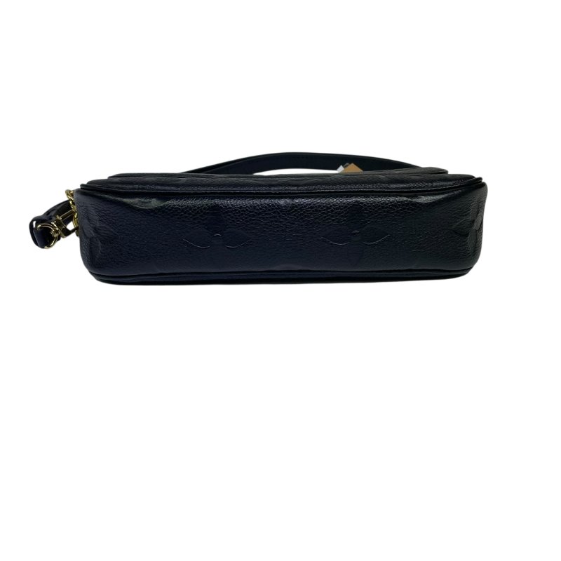 【美收精品】LOUIS VUITTON 黑色壓印單肩包 3-986【隔月月中將轉賣至 上架期限30天】-4