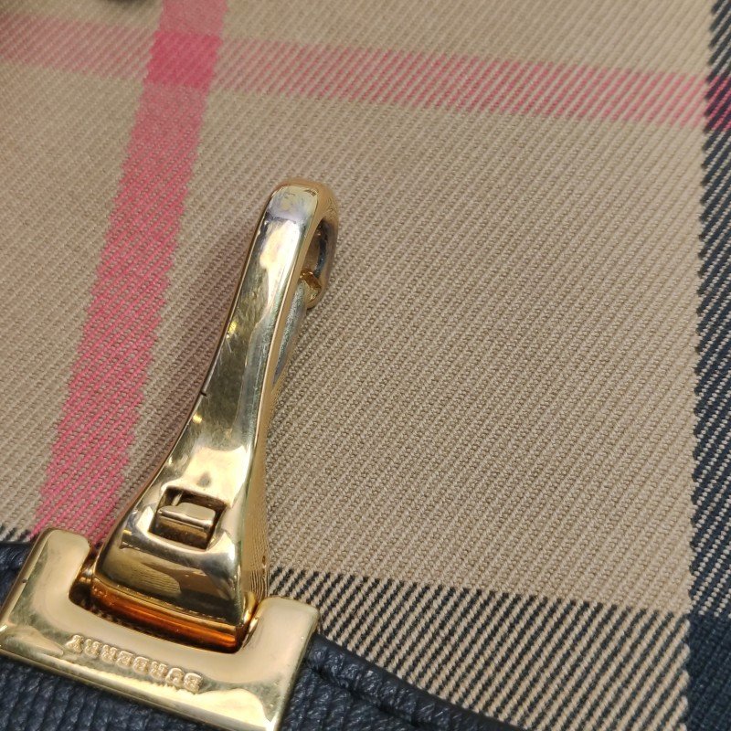 Burberry Macken 牛皮 帆布 拼色 格紋 金屬扣 斜背包 單肩包-10