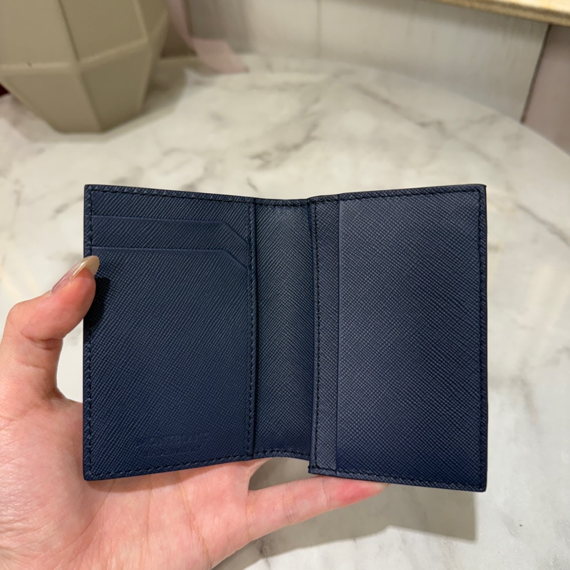 Montblanc深藍防刮牛皮銀釦匠心系列4卡對開名片夾-5