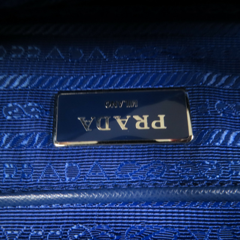 PRADA 尼龍Shoulder Bag銀扣肩背袋-8
