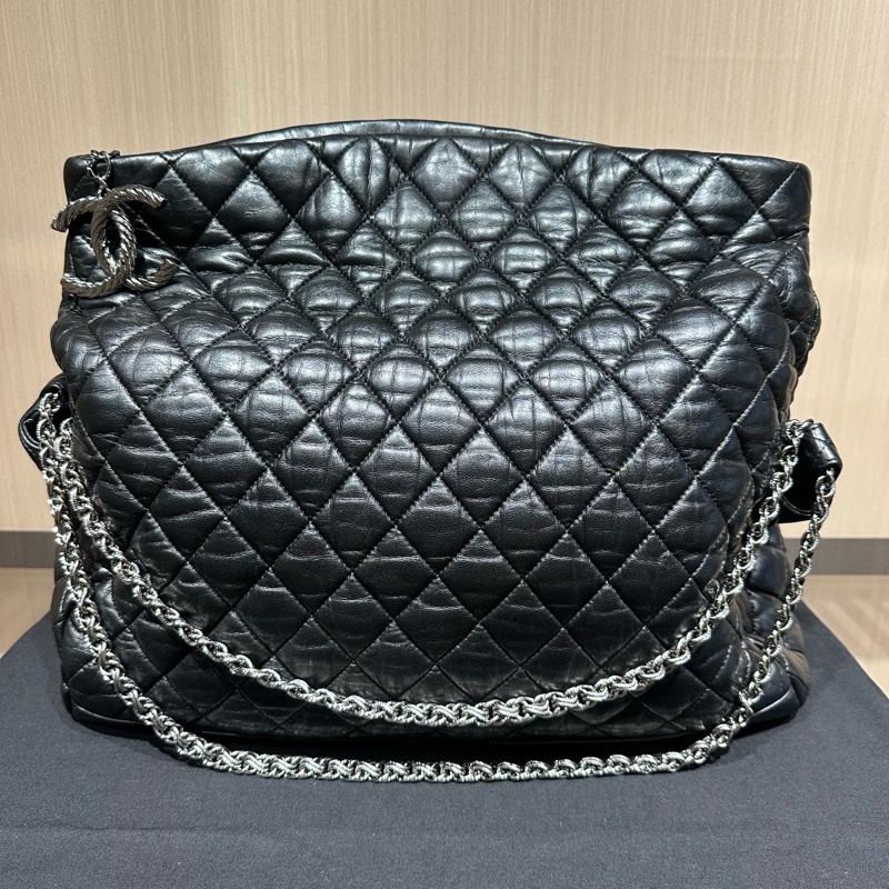 Chanel香奈兒黑色菱格紋鏈條包-12