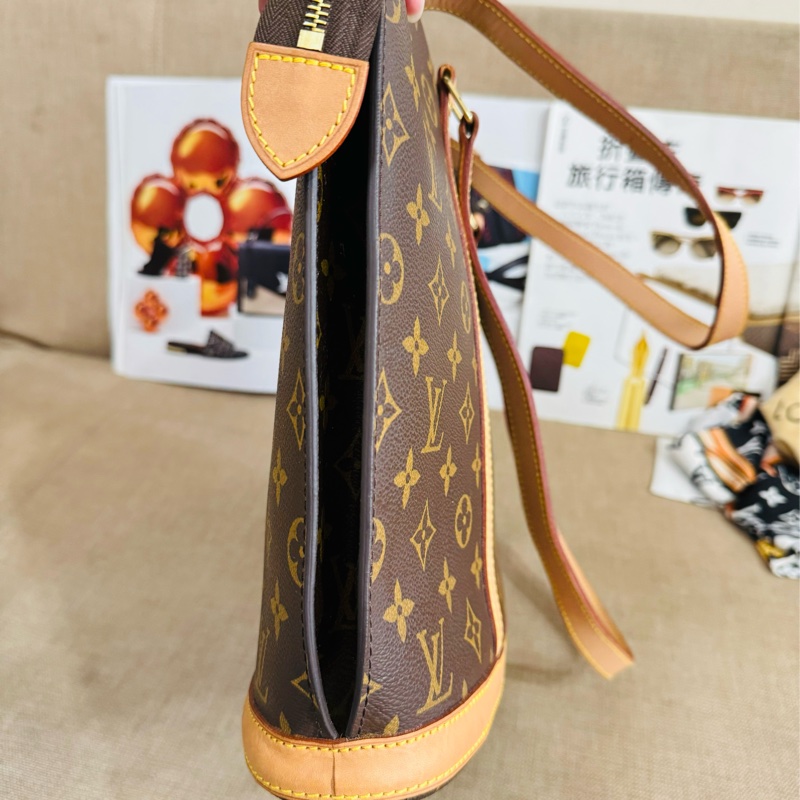 ✨售 二手真品 LV M51102經典老花Monogram Babylone 手提包 扇貝包 肩背包 購物包-19