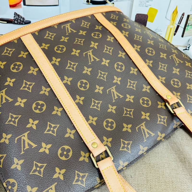 ✨售 二手真品 LV M51102經典老花Monogram Babylone 手提包 扇貝包 肩背包 購物包-22