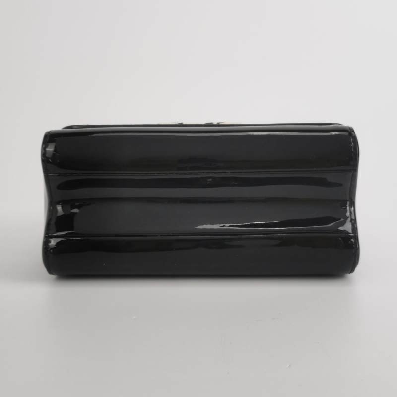 Louis Vuitton (LV) Twist 小號 漆皮 撞色 LV 旋轉 鎖扣 單肩包-5