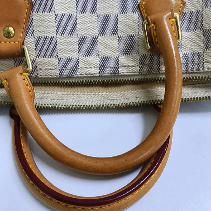 LV Speedy30 白棋盤格 枕頭包 手提包 肩背包-11