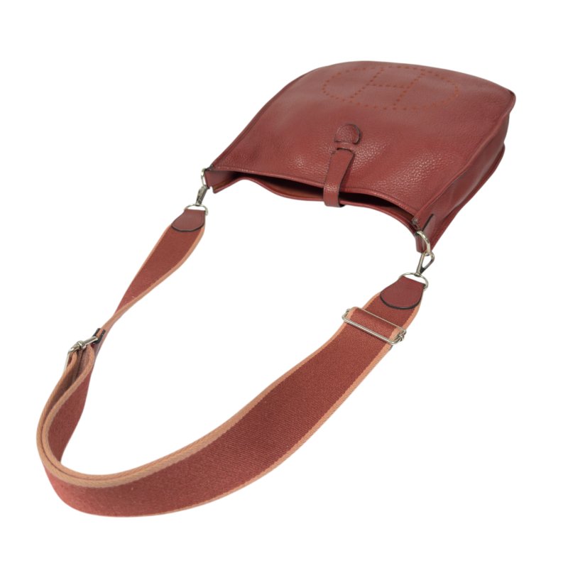 HERMES Evelyne 斜揹袋 框Q刻-9