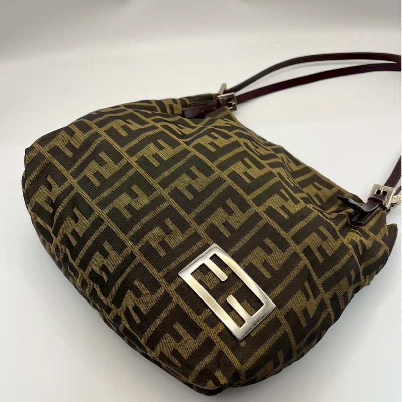 🏷️ Fendi 小號托特包-2