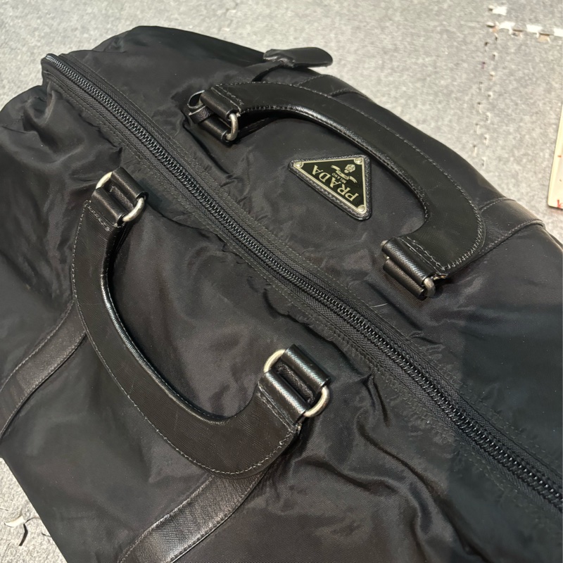 🏷️ Prada 尼龍旅行袋-10