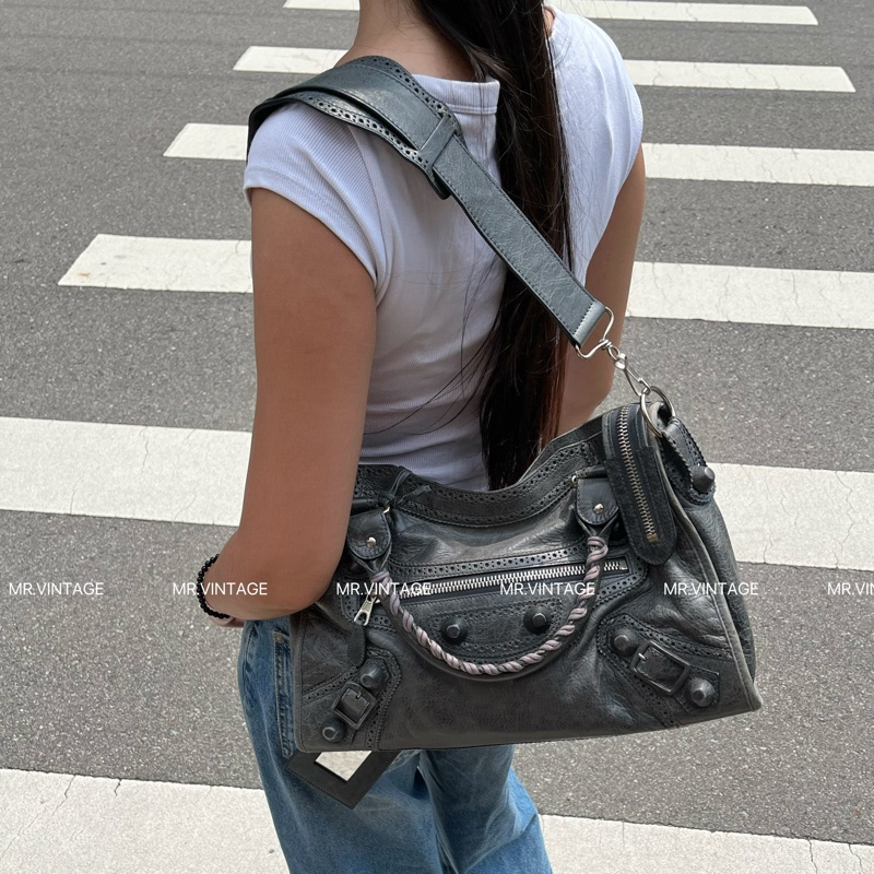 🏷️ Balenciaga 機車包-0