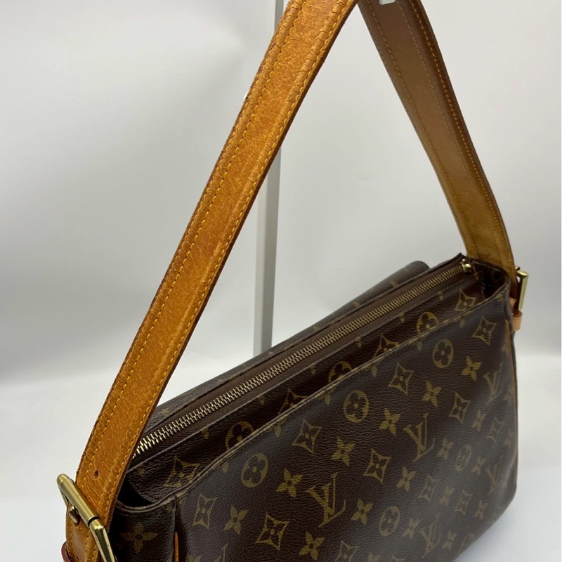 🏷️ Louis Vuitton 駱駝包-8