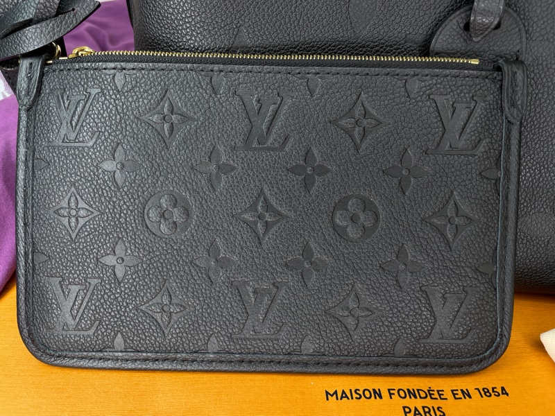 CarryAll PM黑色牛皮M46288-2