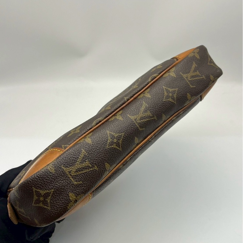 🏷️ Louis Vuitton 手拿包-4