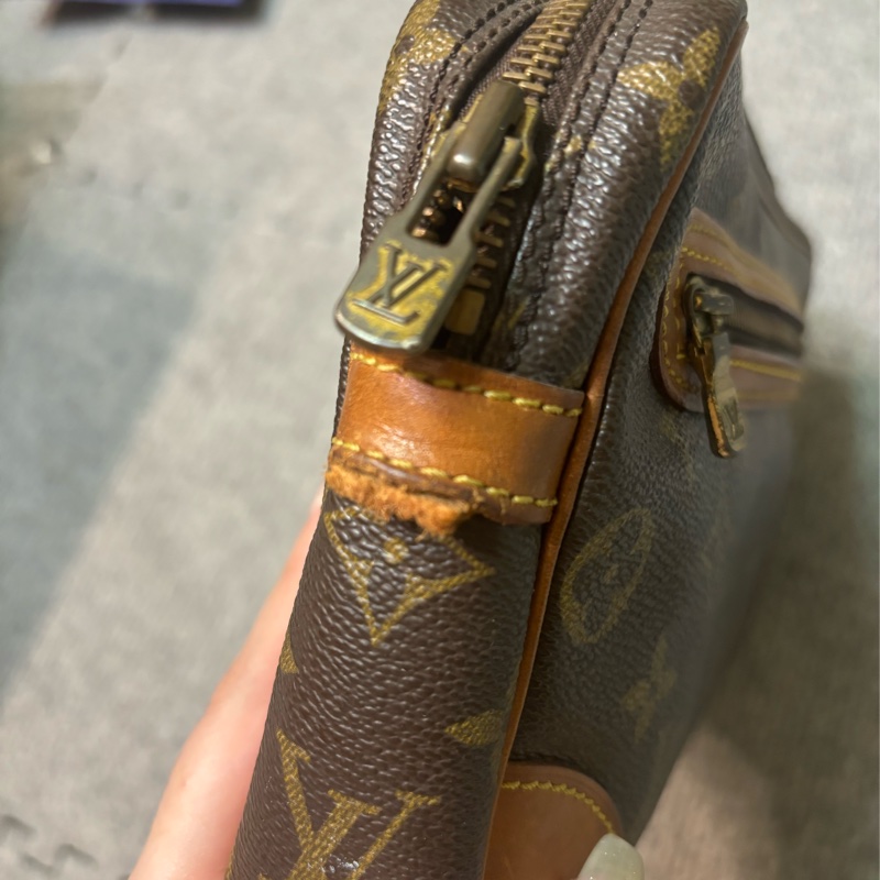 🏷️ Louis Vuitton 手拿包-7