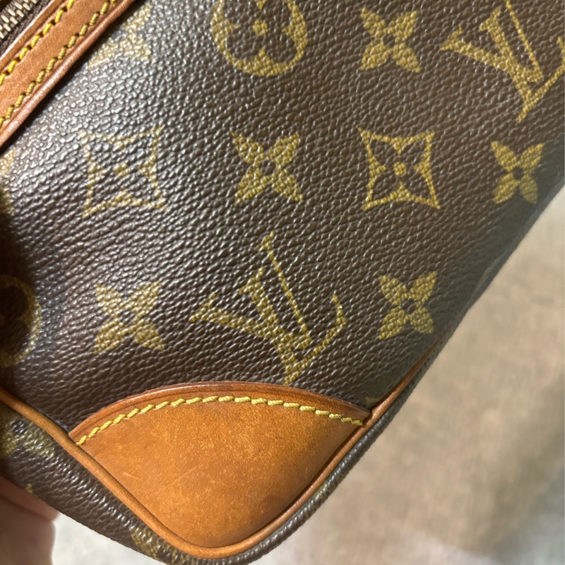 🏷️ Louis Vuitton 手拿包-9