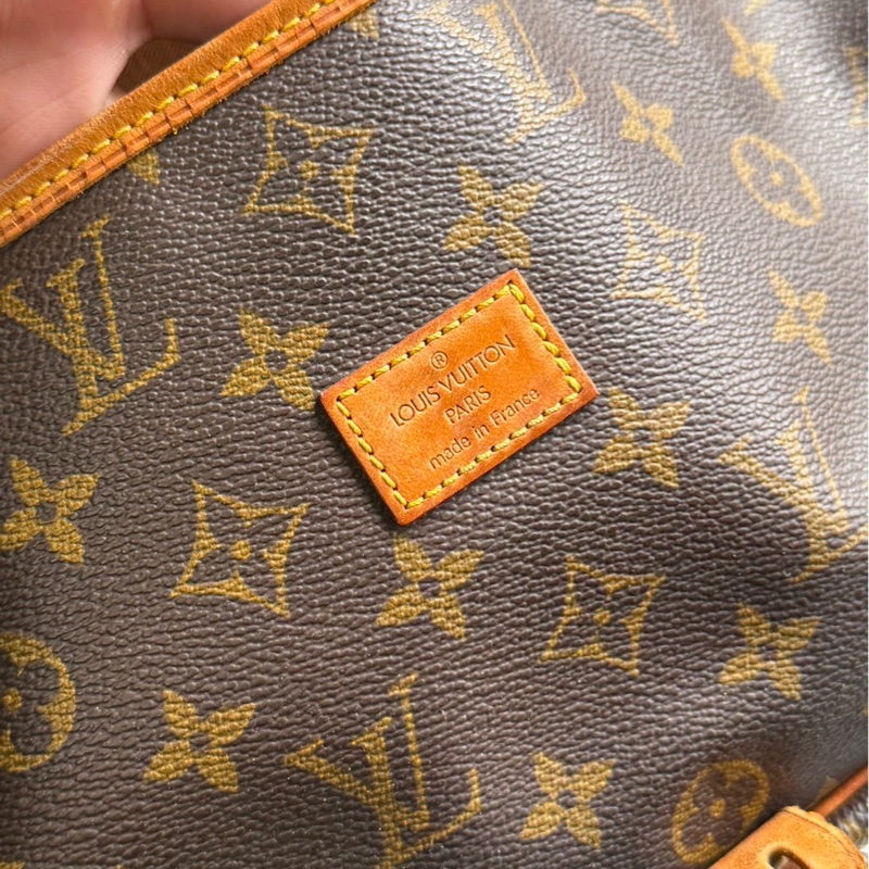 🏷️ Louis Vuitton 雙子星-15