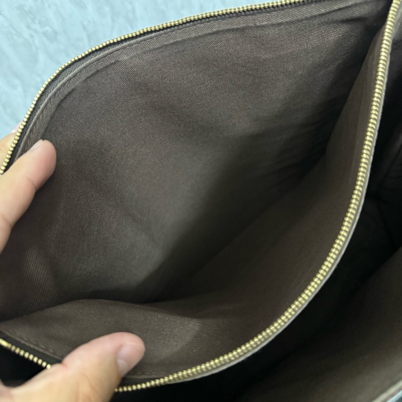 Lv 棋盤格經典中性肩背/手提包-7