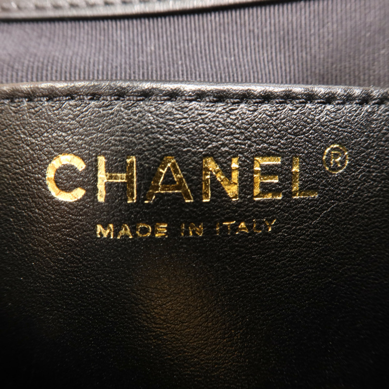 CHANEL 牛皮皮革Backpack金扣鏈帶背包-5