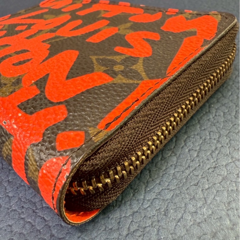 Louis Vuitton 塗鴉零錢包-17