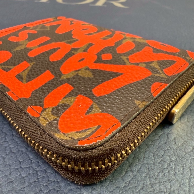 Louis Vuitton 塗鴉零錢包-19