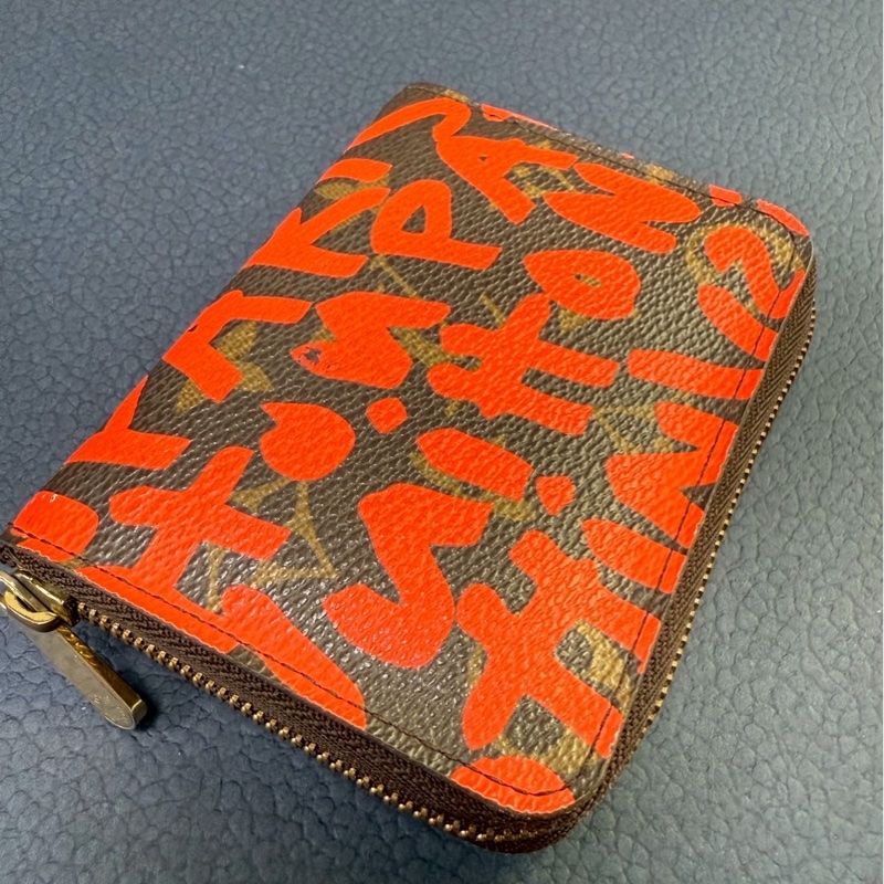 Louis Vuitton 塗鴉零錢包-27