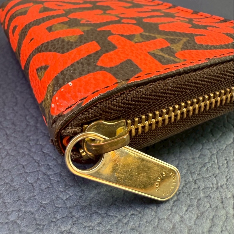 Louis Vuitton 塗鴉零錢包-29
