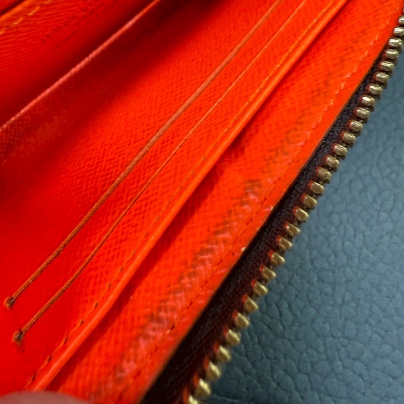 Louis Vuitton 塗鴉零錢包-31