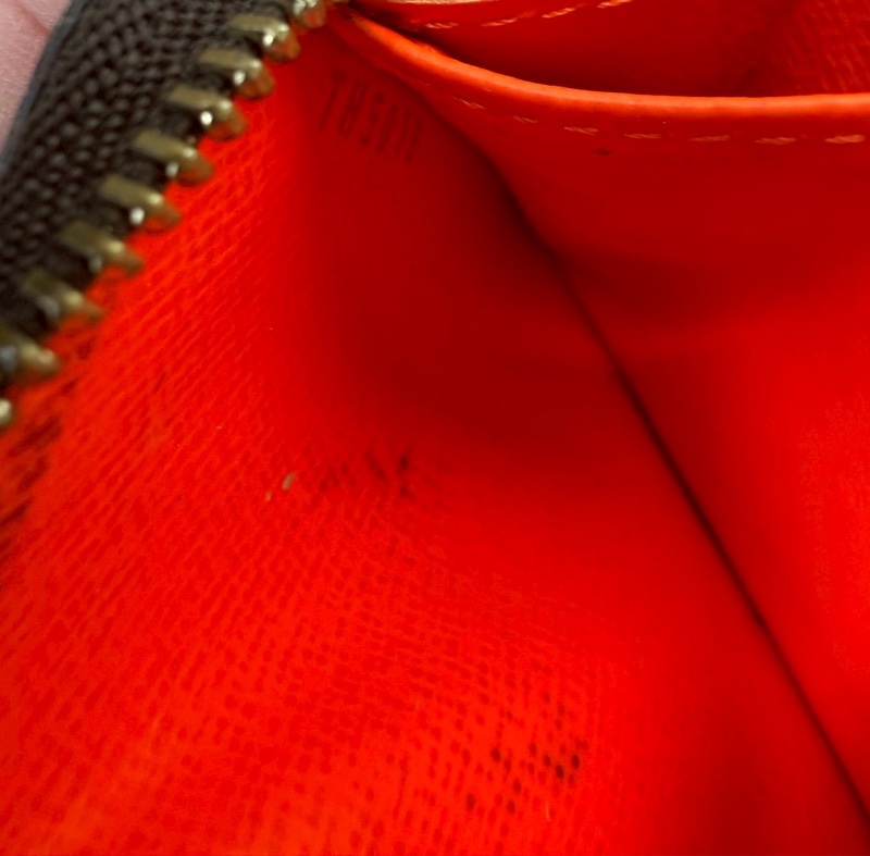 Louis Vuitton 塗鴉零錢包-37