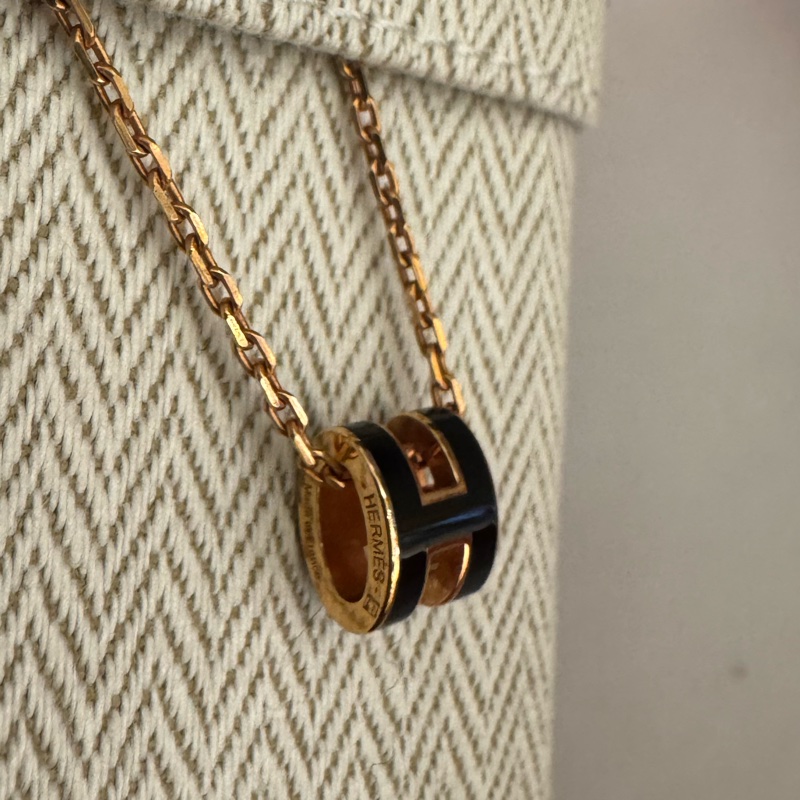 Hermes黑色玫瑰金H pop項鍊-2