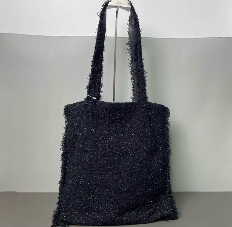 Chanel 黑銀火箭限量托特包 尺寸約36*38 24開有卡-3