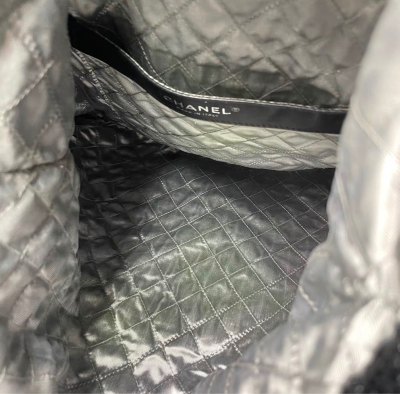 Chanel 黑銀火箭限量托特包 尺寸約36*38 24開有卡-5
