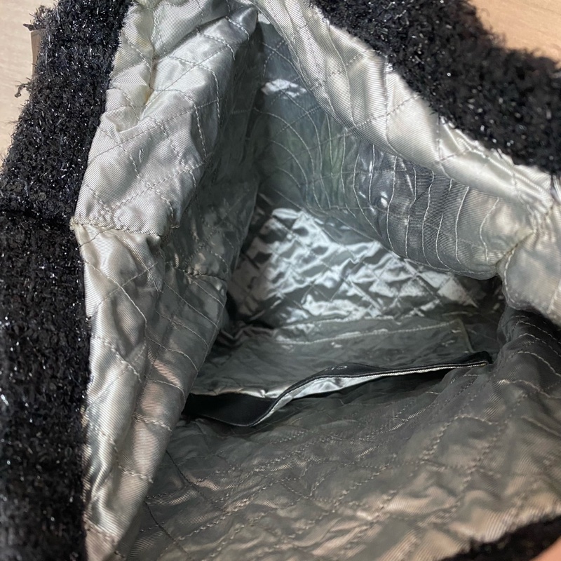 Chanel 黑銀火箭限量托特包 尺寸約36*38 24開有卡-2