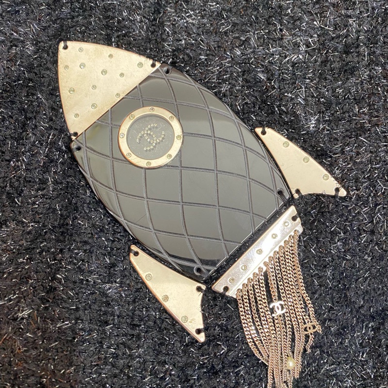 Chanel 黑銀火箭限量托特包 尺寸約36*38 24開有卡-4