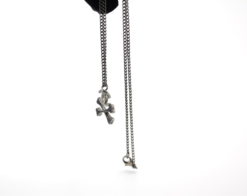 Chanel Vintage 03A 琺瑯黑色骷髏骨灰色CC項鏈-11