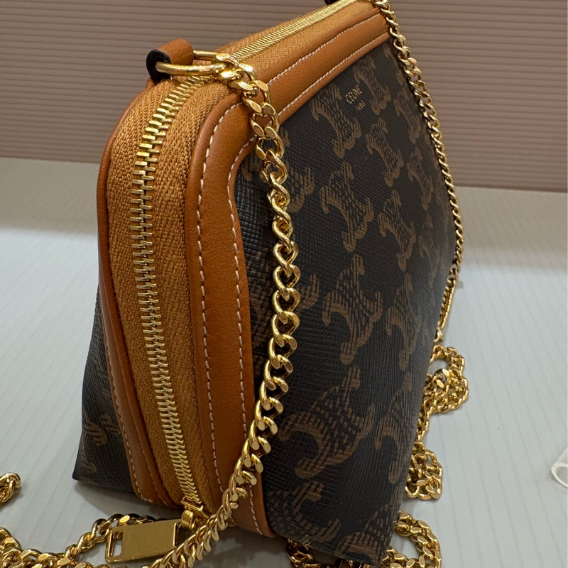 近新Celine 凱旋門 mini貝殼包-12