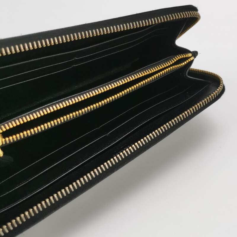 Prada 牛皮 純色 字母 Logo 錢包-5