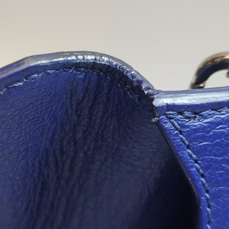 Dior 牛皮 純色 字母 Logo 金屬扣 翻蓋 手拿包-17