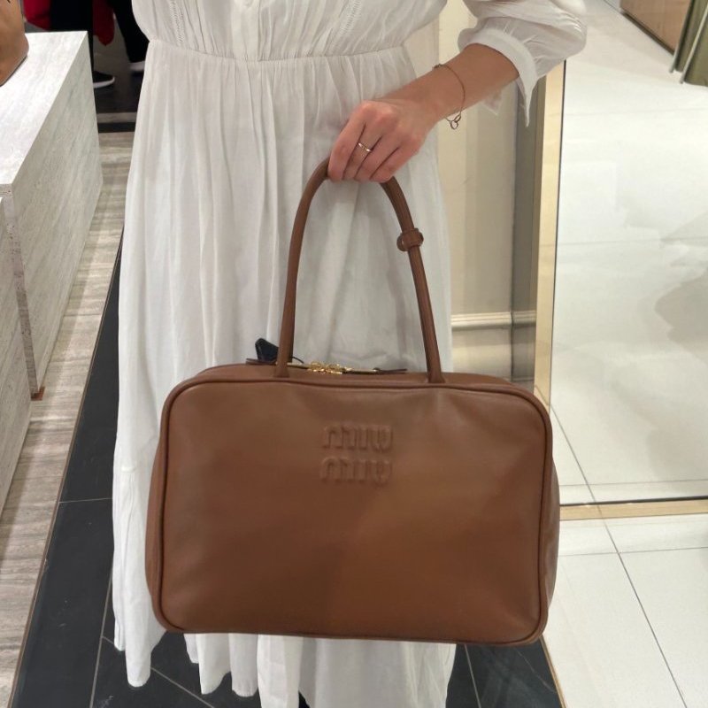 🎉新品好折扣✨Miu Miu 5BB117 大款小牛皮 Beau包 干邑色/焦糖色系-2