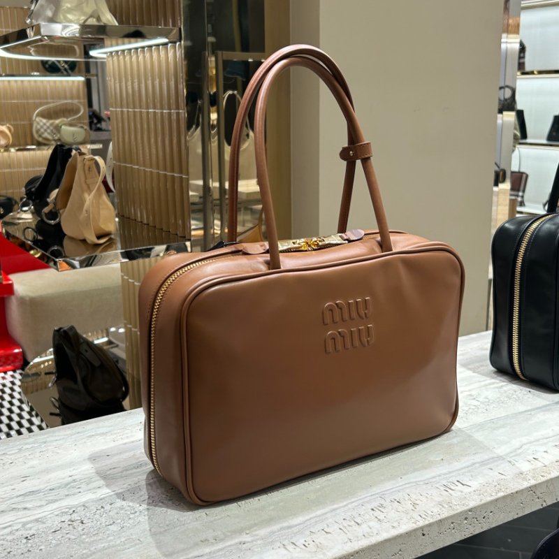 🎉新品好折扣✨Miu Miu 5BB117 大款小牛皮 Beau包 干邑色/焦糖色系-4