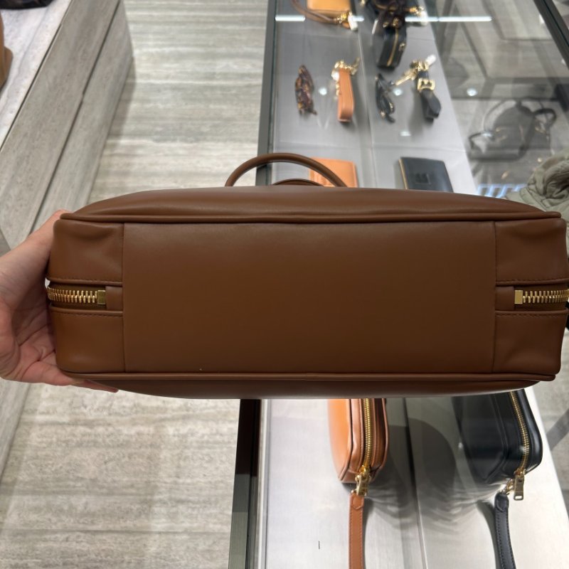 🎉新品好折扣✨Miu Miu 5BB117 大款小牛皮 Beau包 干邑色/焦糖色系-8