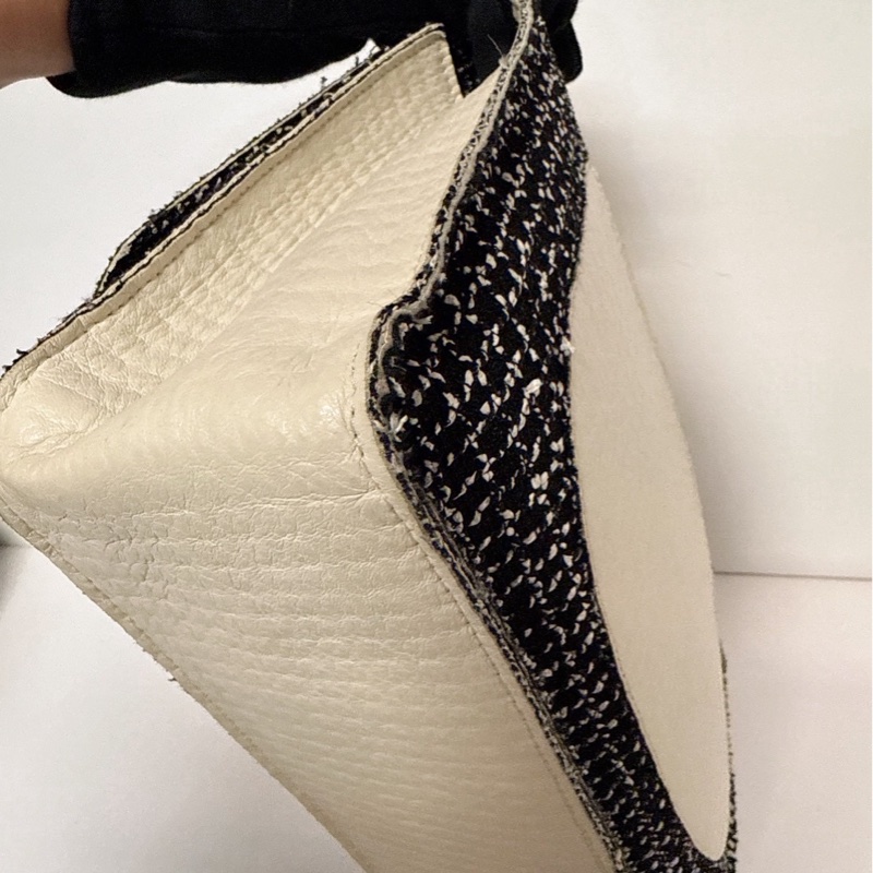 CHANEL CF30 黑白斜紋軟呢口蓋包鏈條包 30CM-11