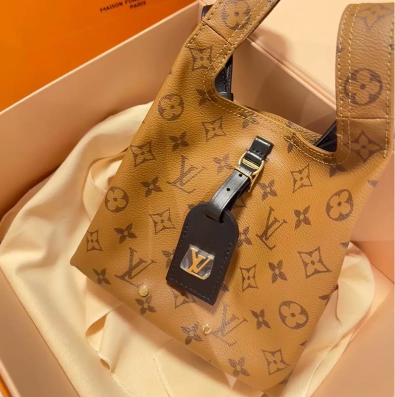 全新帶膜大全配🈶️購證❤️ #lv #atlantis #菜籃子 #斜跨包 #手提包-4