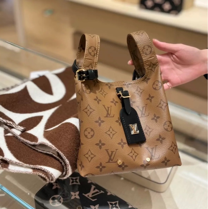 全新帶膜大全配🈶️購證❤️ #lv #atlantis #菜籃子 #斜跨包 #手提包-6