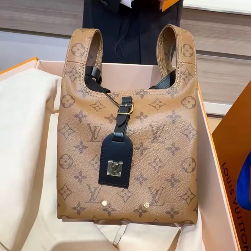 全新帶膜大全配🈶️購證❤️ #lv #atlantis #菜籃子 #斜跨包 #手提包-8