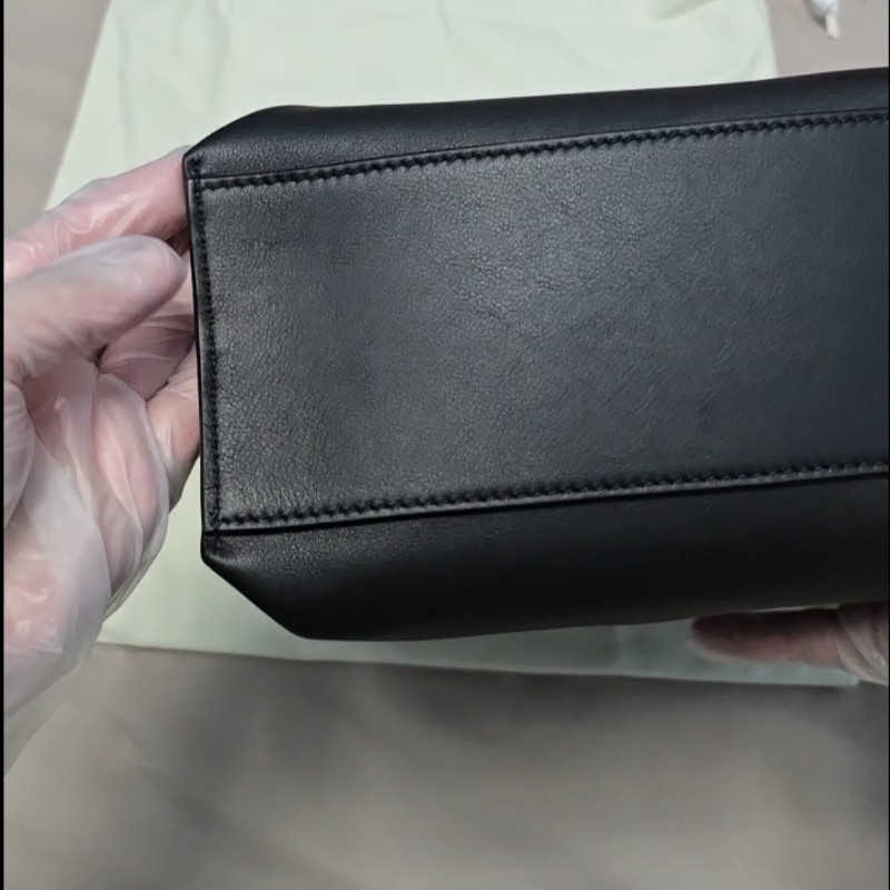 小型 Cubi 柔軟光滑小牛皮和緹花織斜背包-7