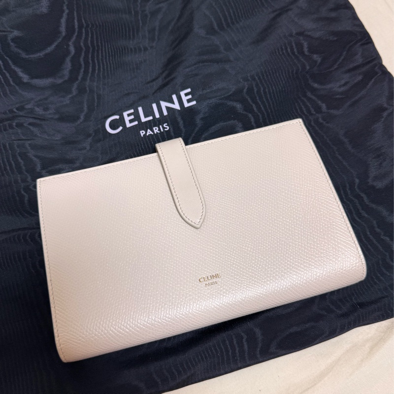 Celine large strap wallet 錢包 大容量 可當護照夾 米色 長夾 護照套-0