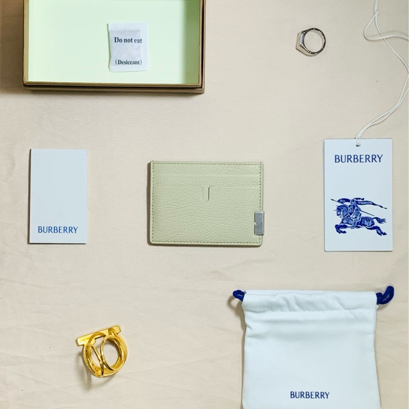 🎁全新盒裝2024新款Burberry巴寶莉超美奶灰素面卡夾-0