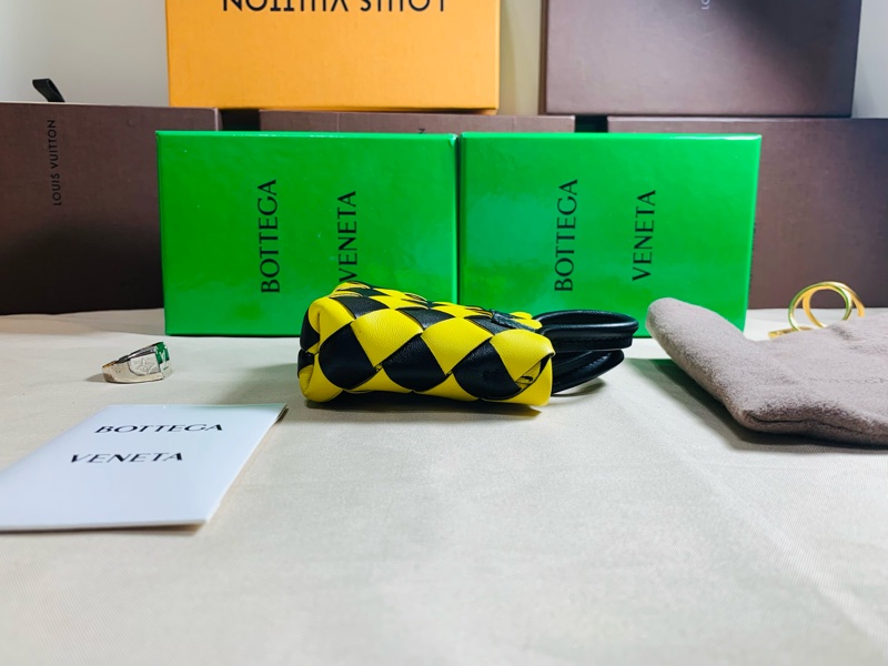 🎁全新盒裝Bottega Veneta 葆蝶家BV吊飾/鑰匙圈-5